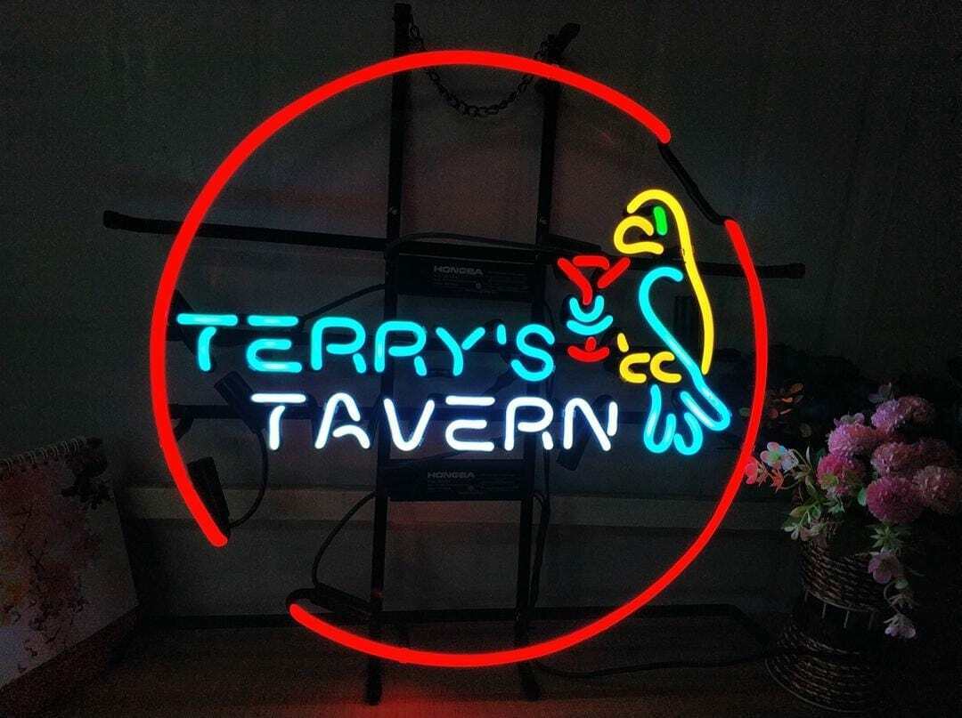 New Terry\'s Tavern Parrot Neon Sign Light Lamp 24\