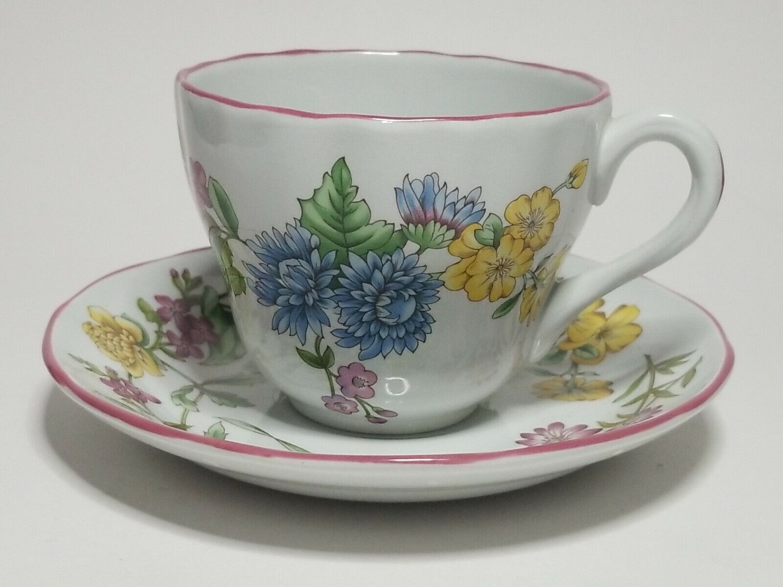 Spode Romany Floral Pattern S3420Q Multi Color Flowers Cup & Saucer Set England