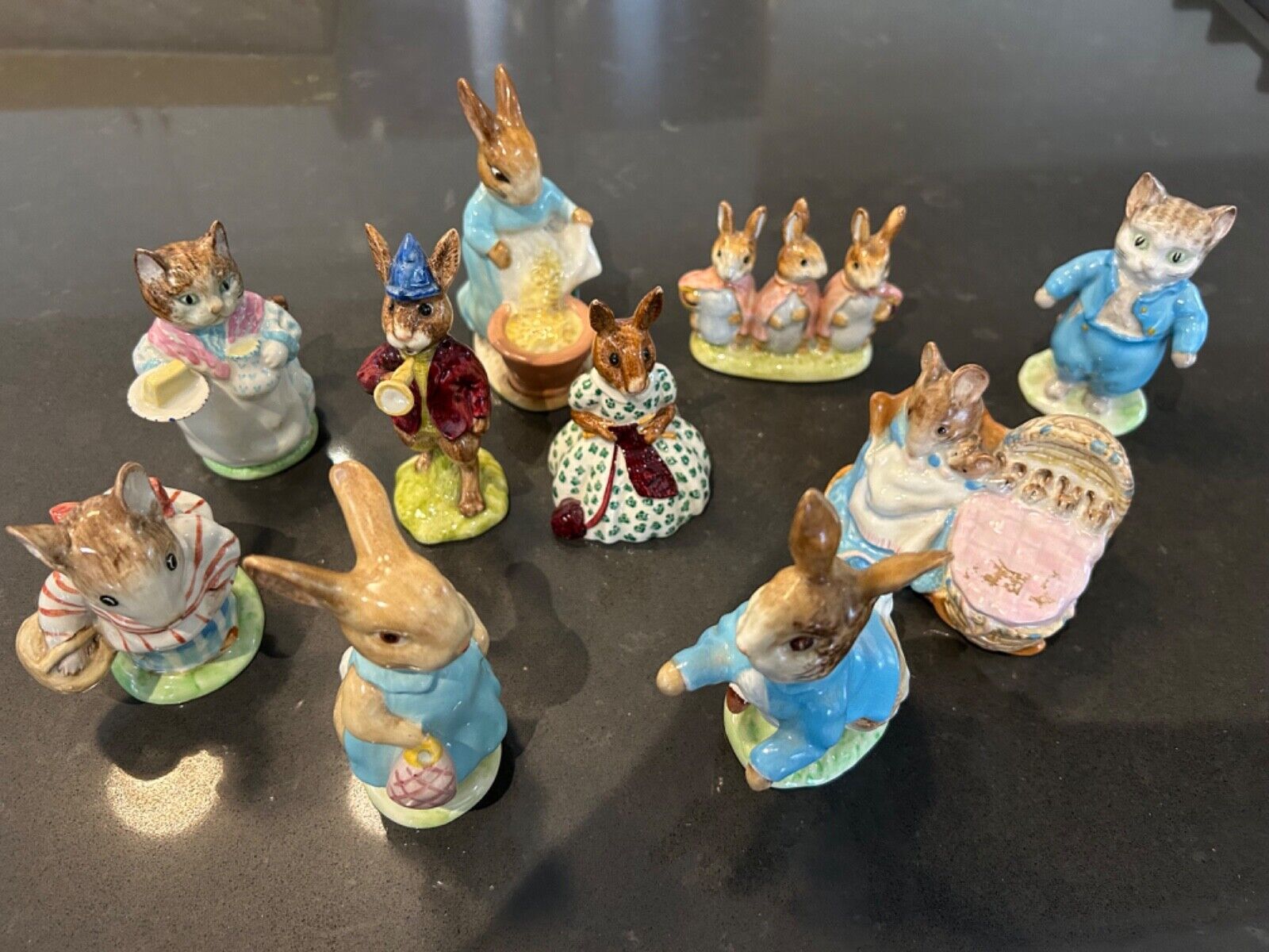 COLLECTION of TEN Beatrix Potters Figurines Bunnykins & F. Warne & Co, Beswick