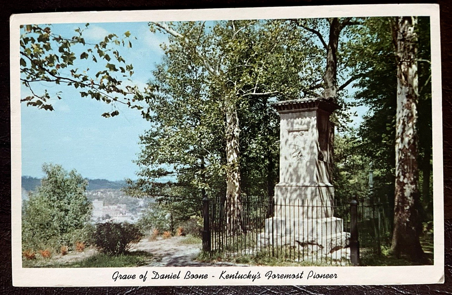 Postcard Frankfort Kentucky Grave of Daniel Boone Vintage 1972