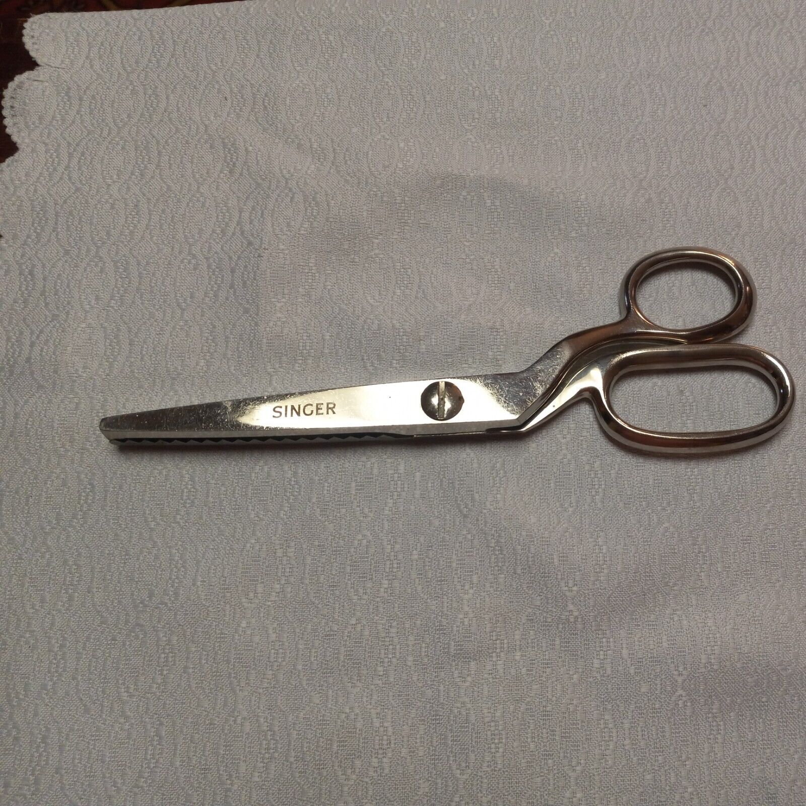Large Singer Scissors~9 Inches ~ Made In Germany 