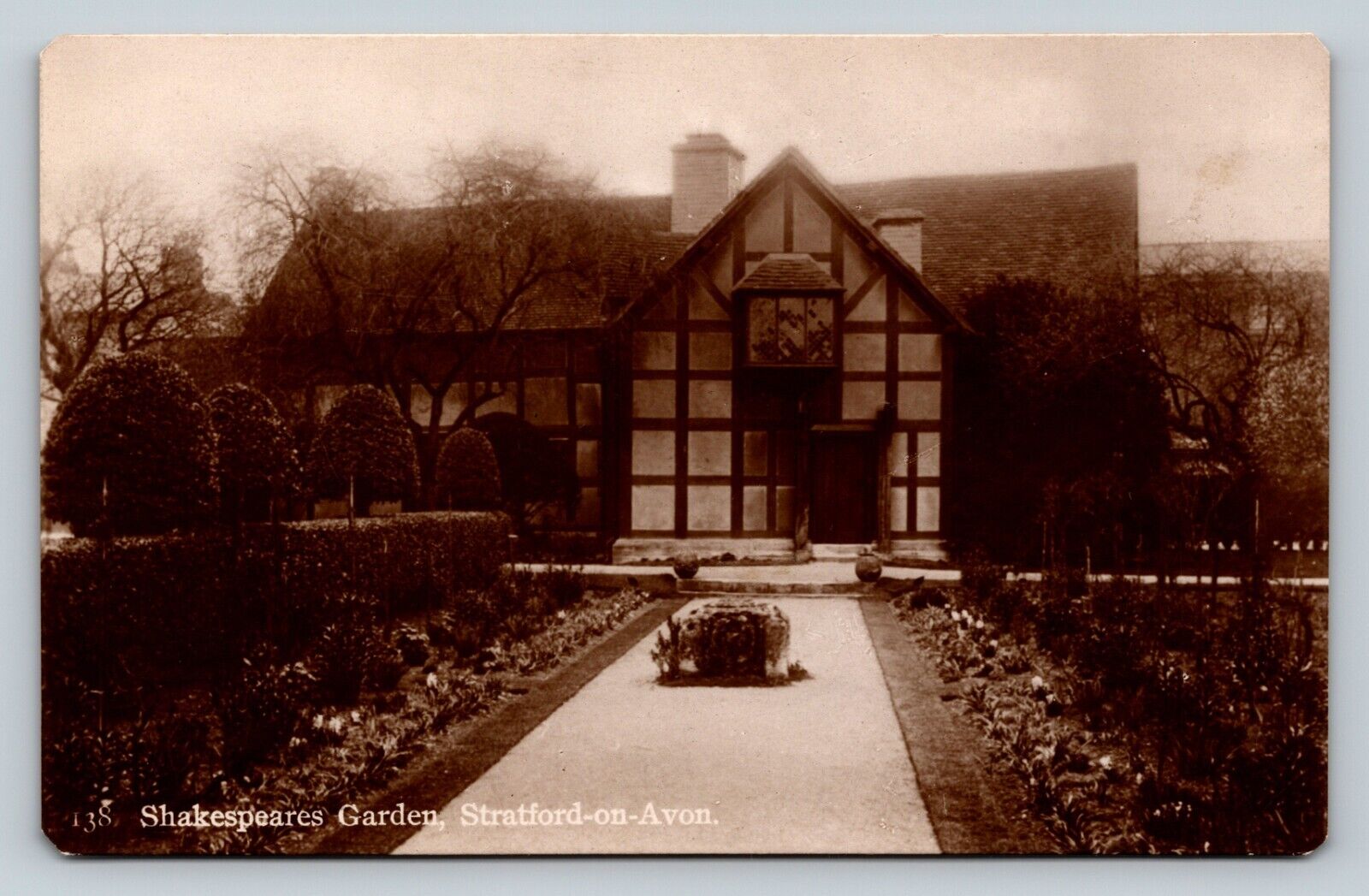 RPPC Shakespeares Garden Stratford-on-Avon ANTIQUE Postcard 1444