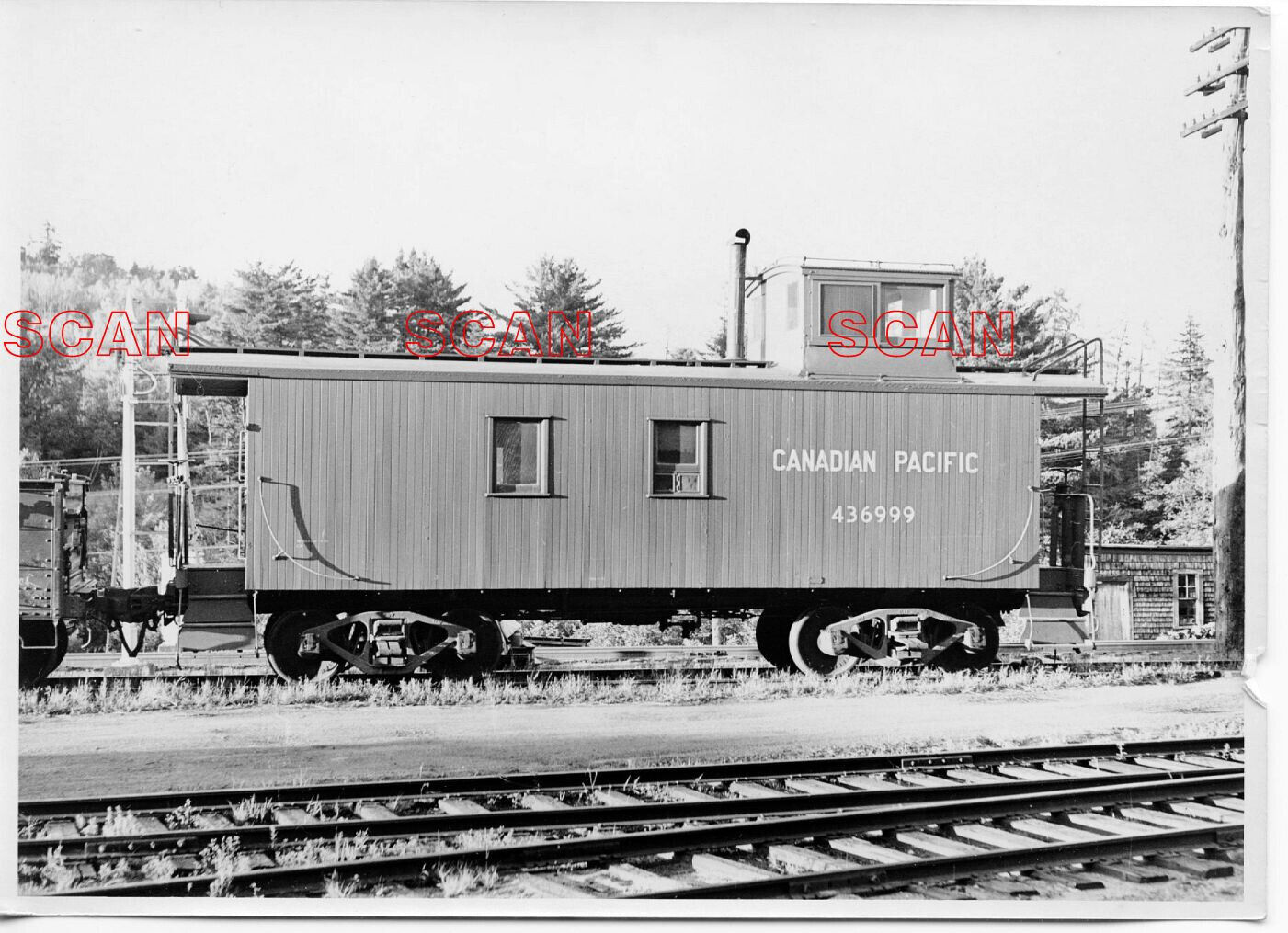 4AA396 RP 1940s/50s CANADIAN PACIFIC RAILROAD CABOOSE #436999