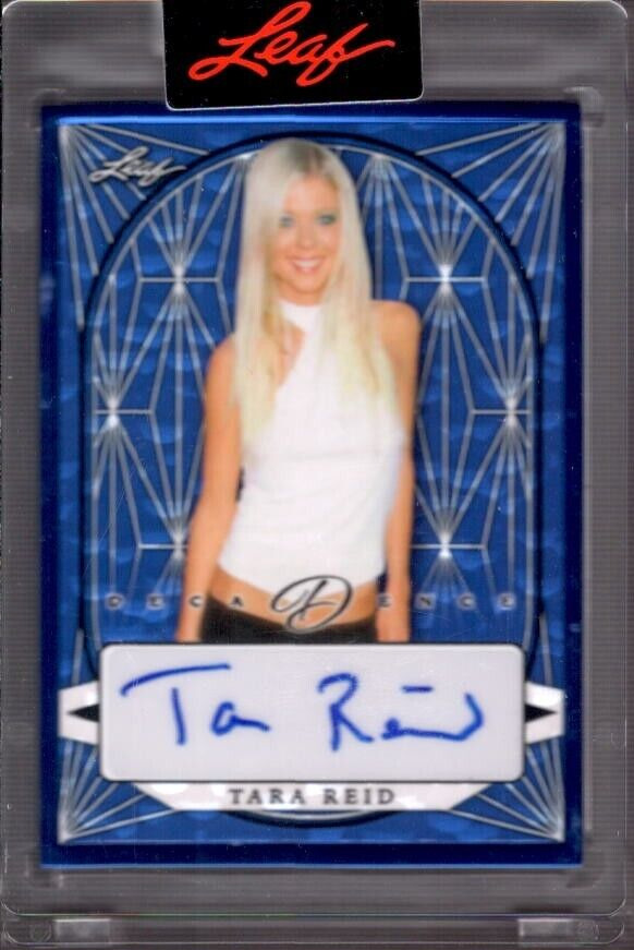 TARA REID 2023 Leaf Decadence Pop Century Blue Autograph #BA-TR1 Auto #3/8