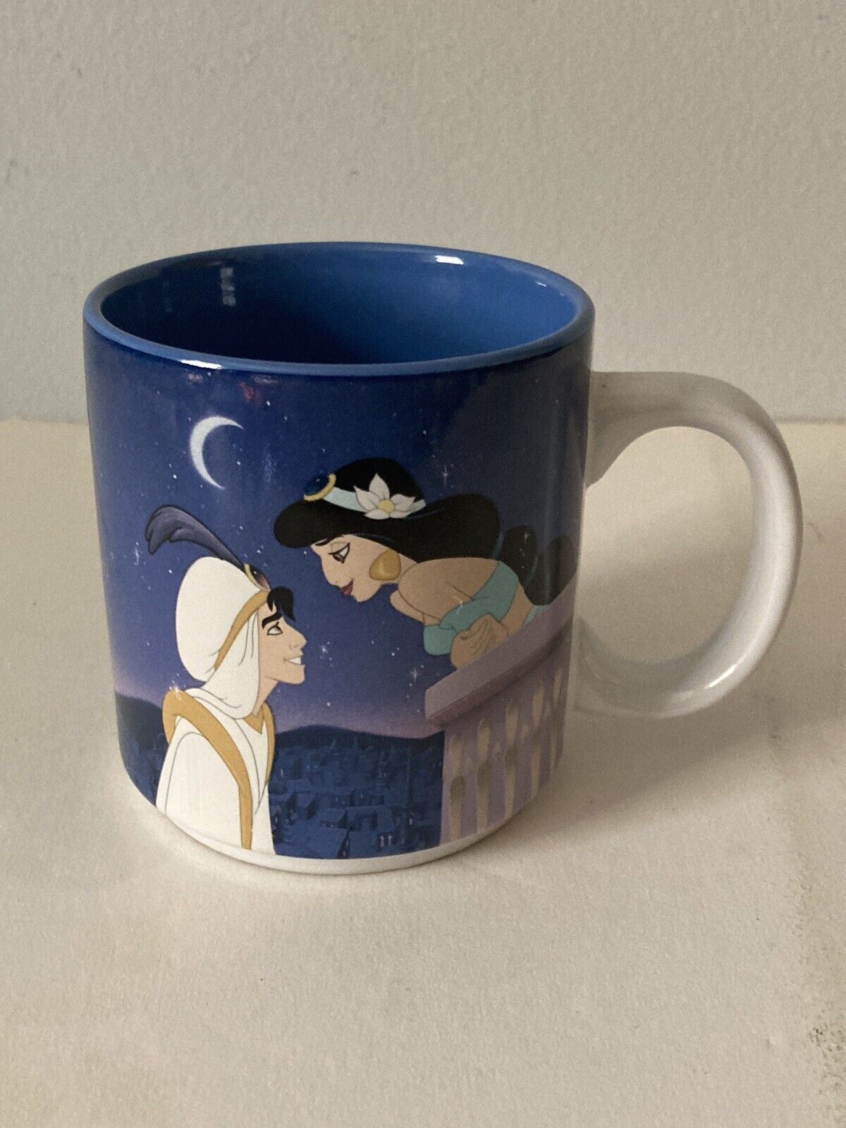 1990 Vintage Aladdin Mug With Jasmine and Genie The Disney Store Collector. NIB