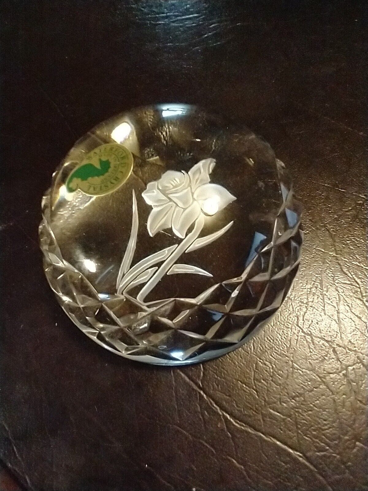 VTG Waterford Crystal Reverse Etched 4 StemTulip Pattern Round Dome Paperweight