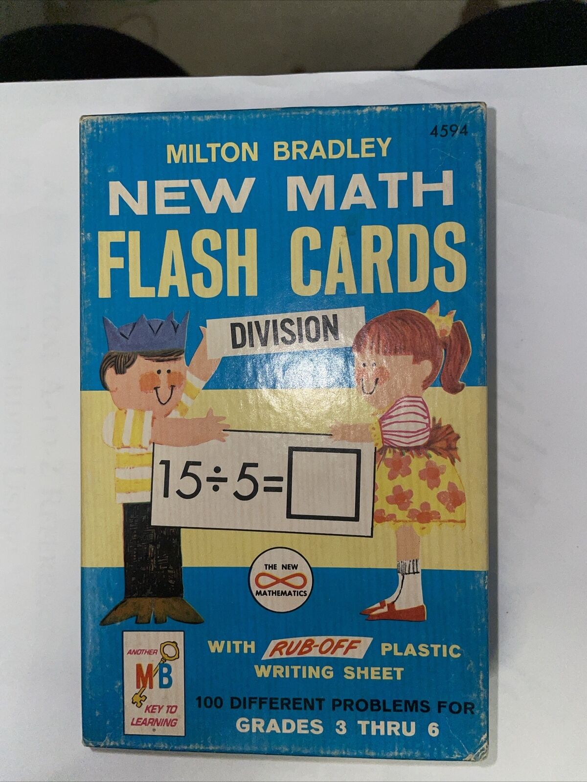 Price Drop‼️ Vtg Milton Bradley New Math Flash Cards, Division (1965) Neat
