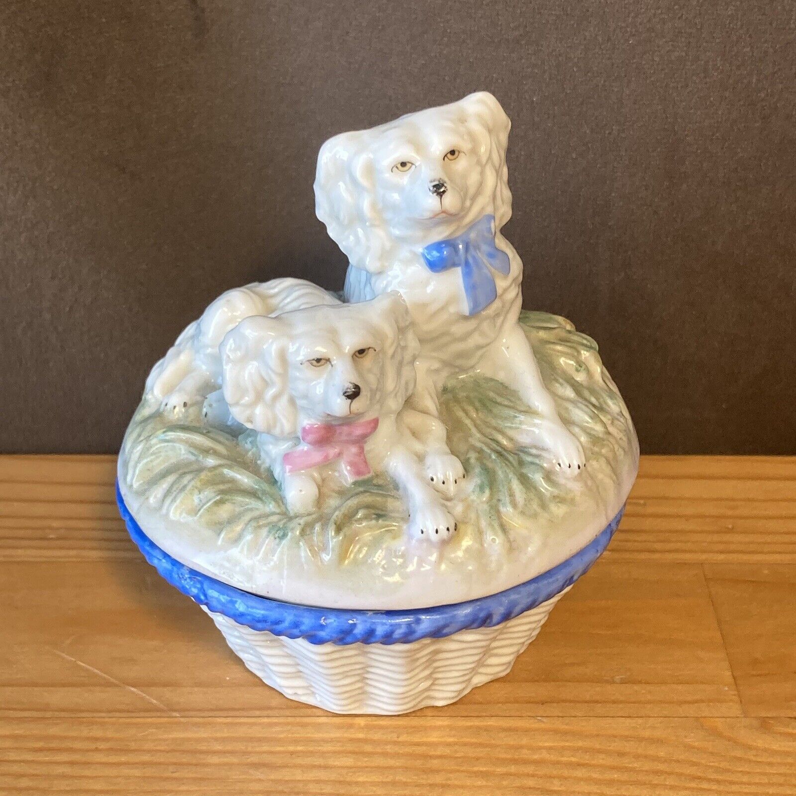 Vtg EBS Porcelain Staffordshire Spaniel Dogs Ernst Bohne & Söhne Trinket Box