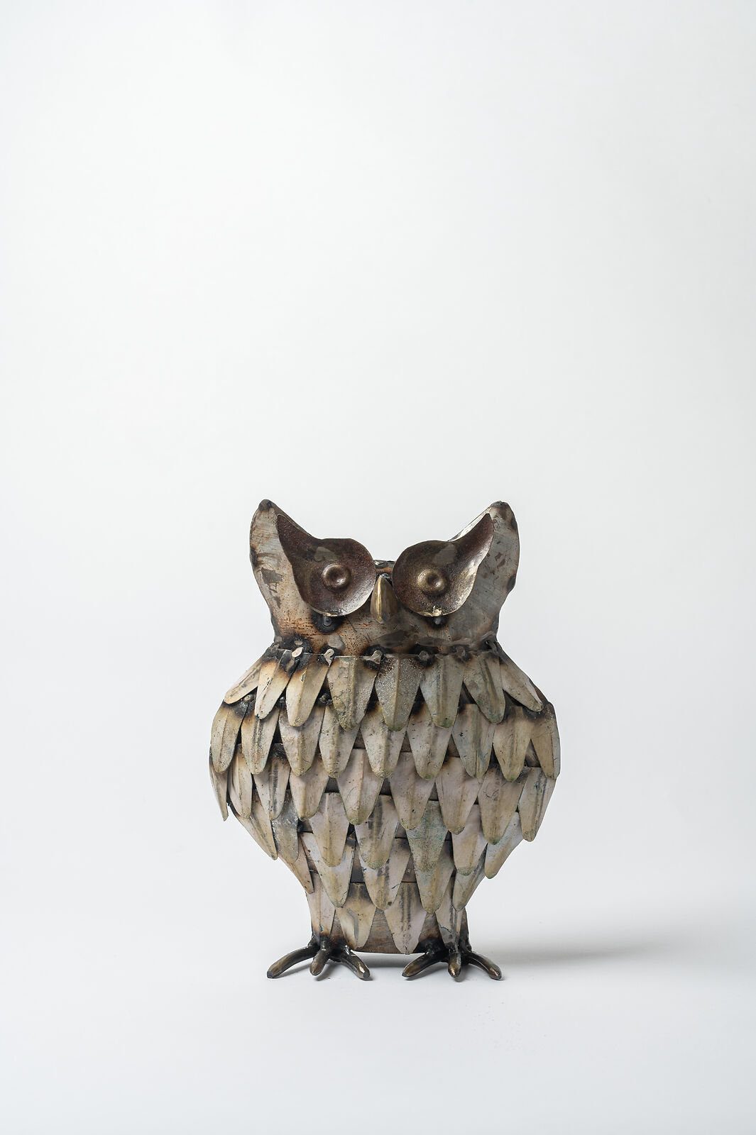 De Kulture Handcrafted Vintage White Owl Decorative