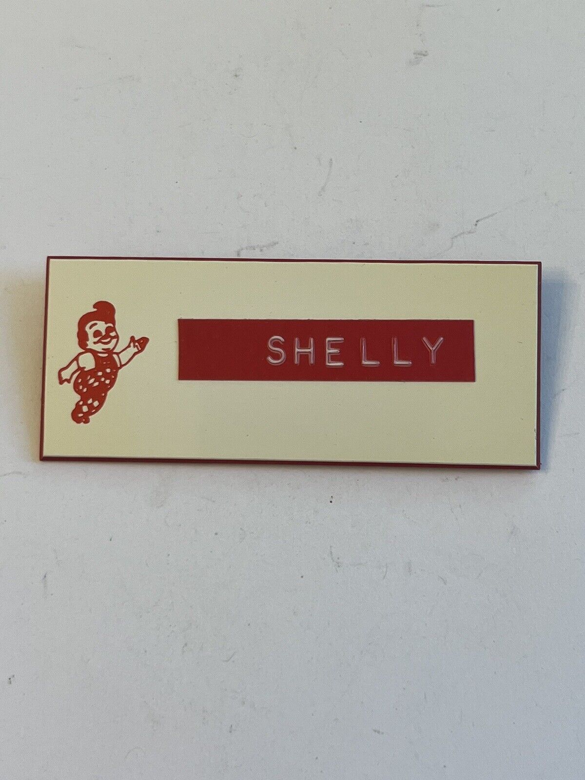 RARE 🇺🇸 1970s  VINTAGE BOB’S BIG BOY EMPLOYEE ID BADGE / Named SHELLY  👀LQQK