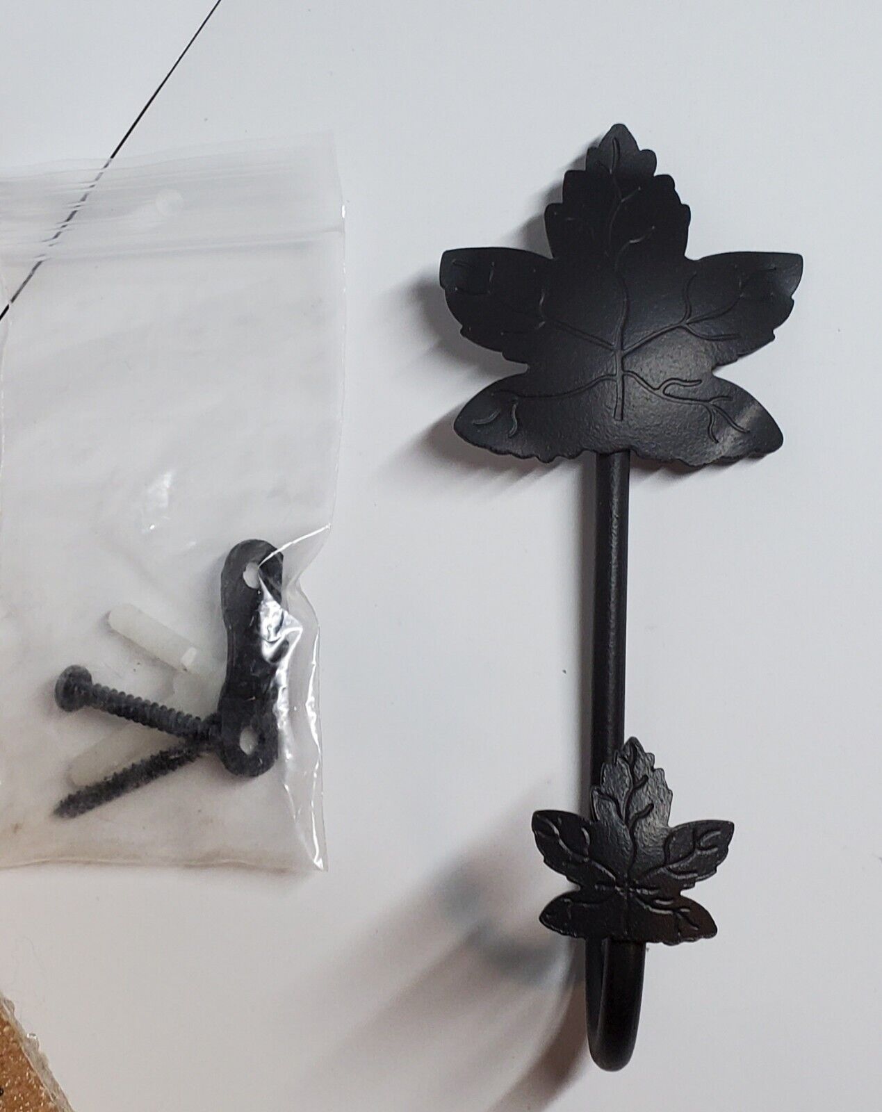 Longaberger Foundry Collection Wrought Iron Maple Leaf Wall Hook #72664 Preowned