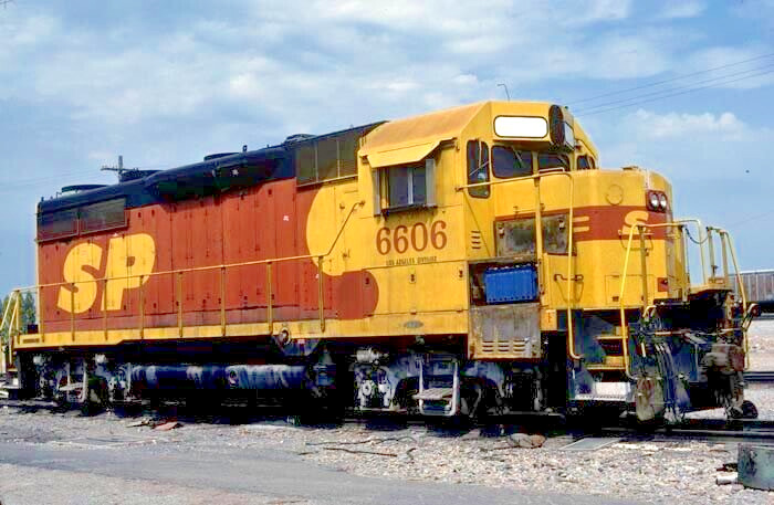 SP 6606  @ SPOKANE, WA_AUG 4, 1992_ ORIGINAL TRAIN SLIDE