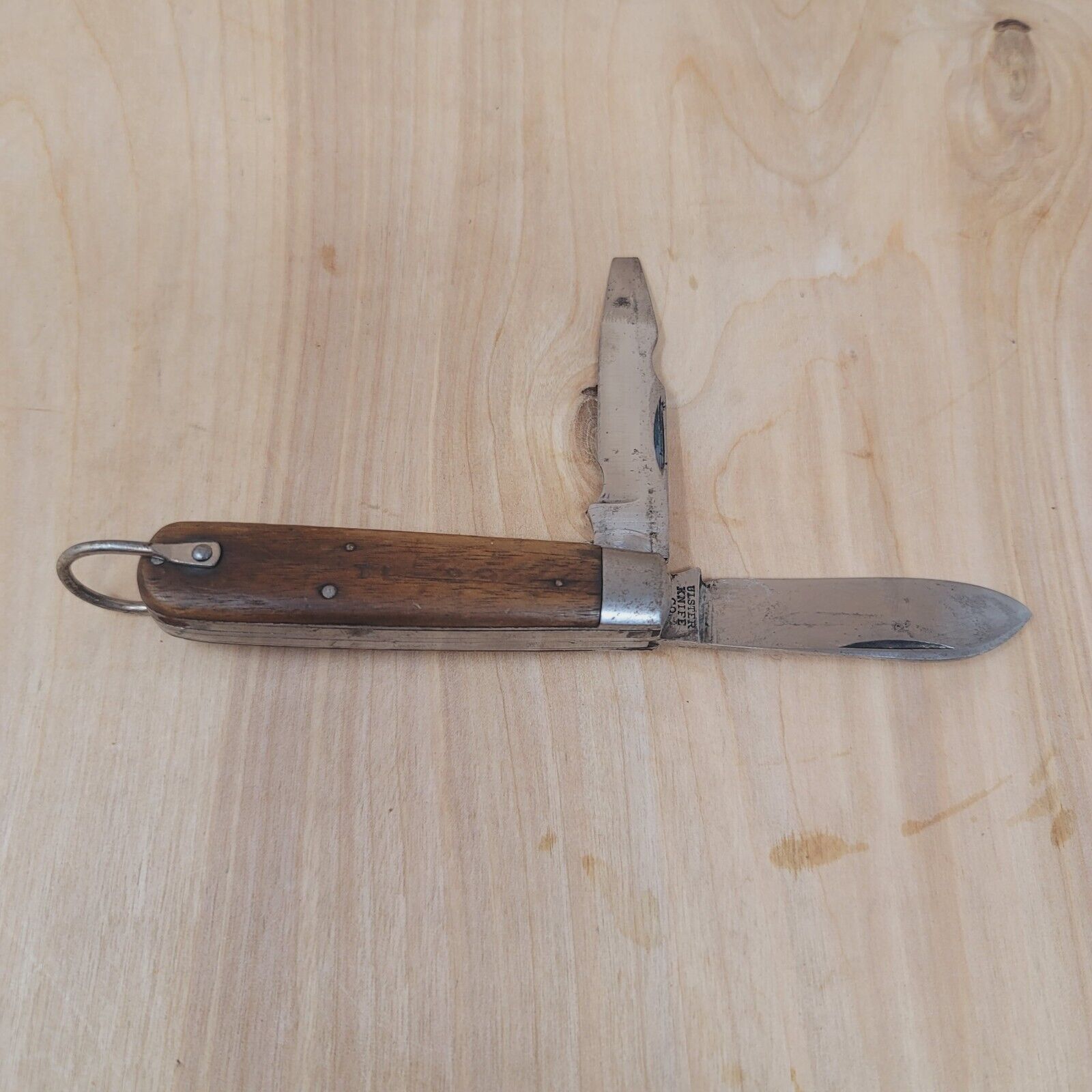 VINTAGE ULSTER Utility Knife USA Walnut 1941-72 Rare