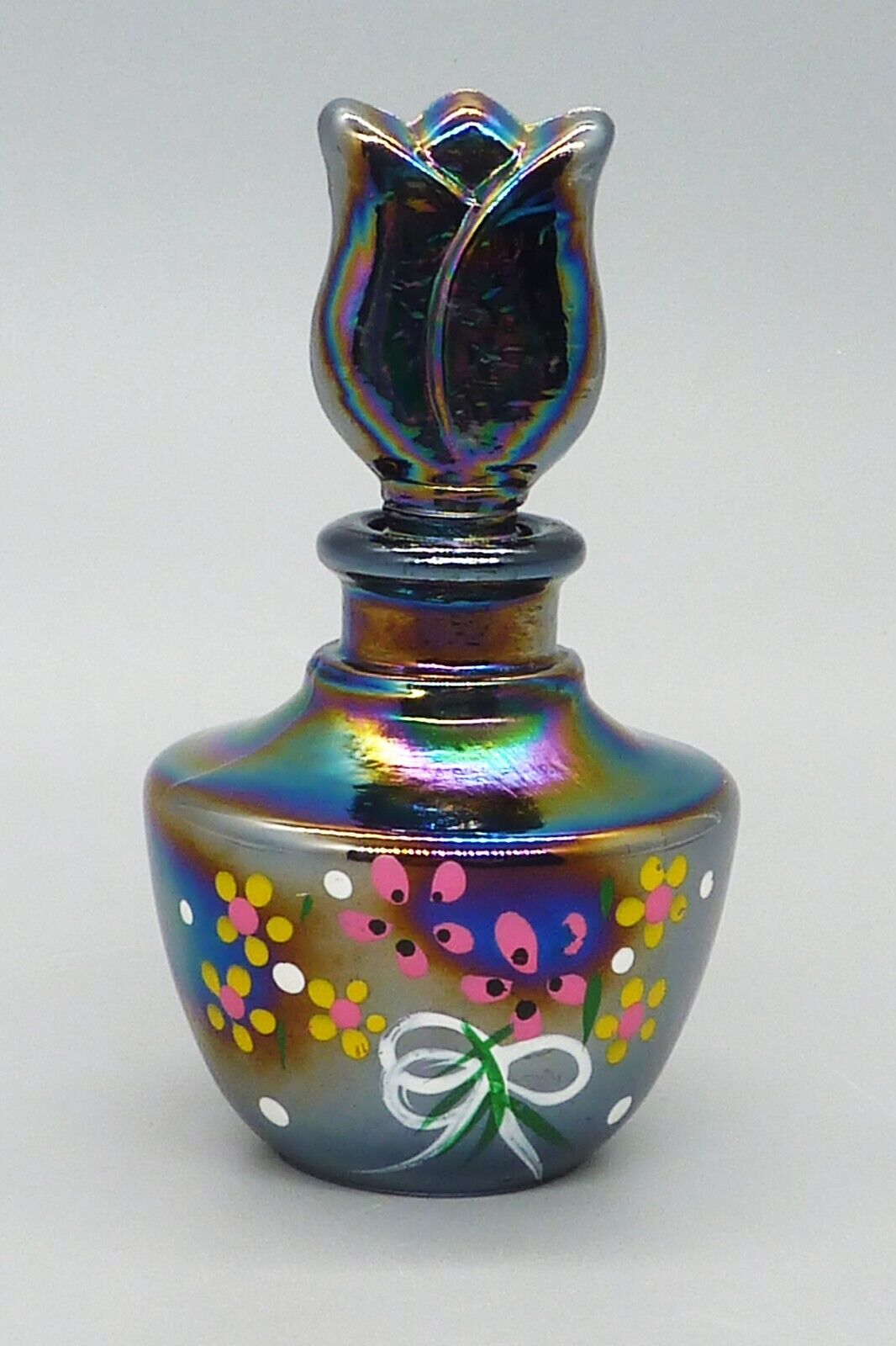 Beautiful Vintage Iridescent Art Glass Carnival Glass Perfume Bottle Tulip Lid