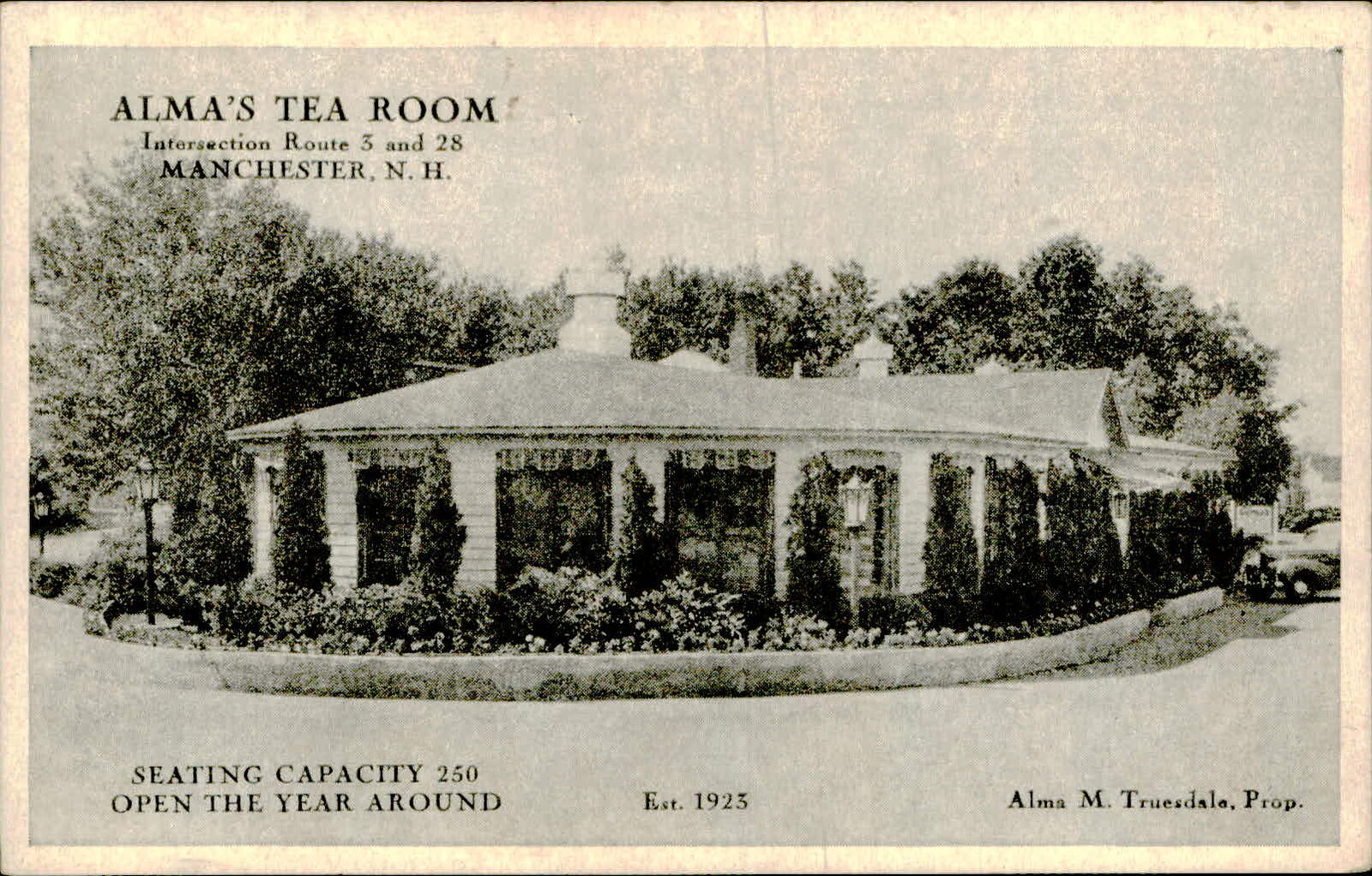 Postcard: ALMA'S TEA ROOM Intersection Route 3 and 28 MANCHESTER, N. H