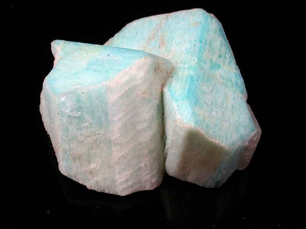 MINERALS : AMAZONITE CRYSTAL GROUP WITH NO OTHER MATRIX FROM KONSO IN ETHIOPIA