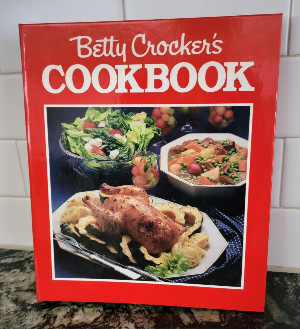 VTG Betty Crocker\'s 1986 Cookbook 1st Prentice Hall Press Edition 5-Ring Binder