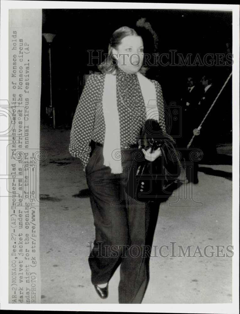 1976 Press Photo Princess Caroline arrives at Monaco circus - kfa35467
