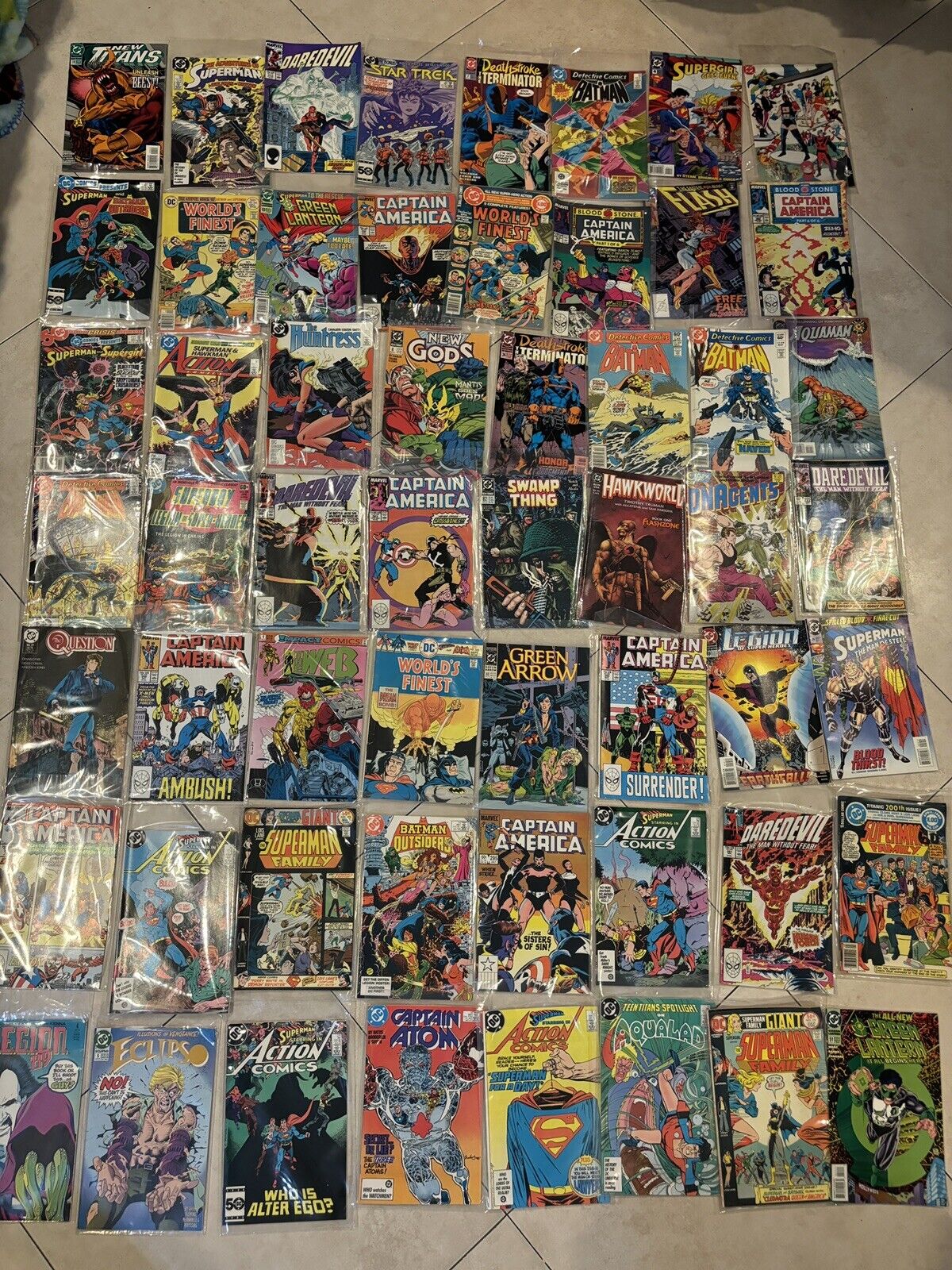 Huge comic book lot 319 DC Marvel Batman Flash Spider-Man