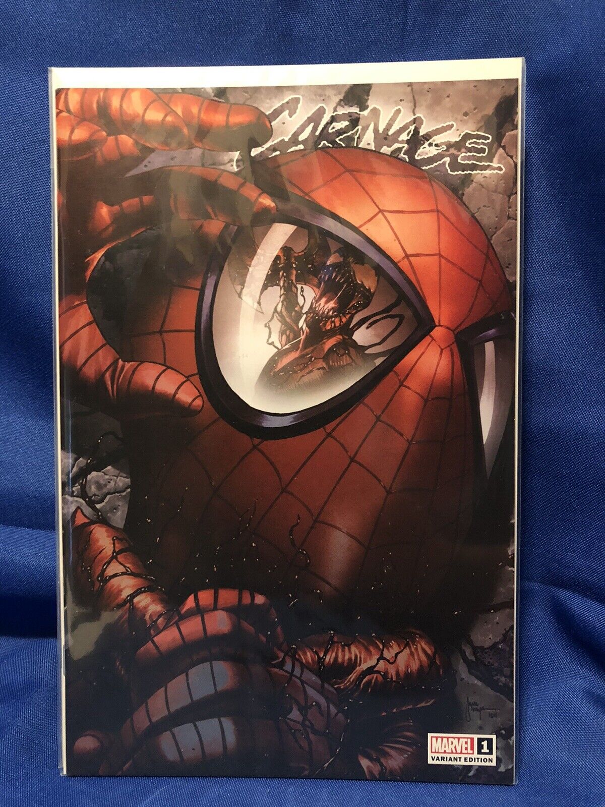 CARNAGE #1.  SUAYAN TRADE VARIANT. NM