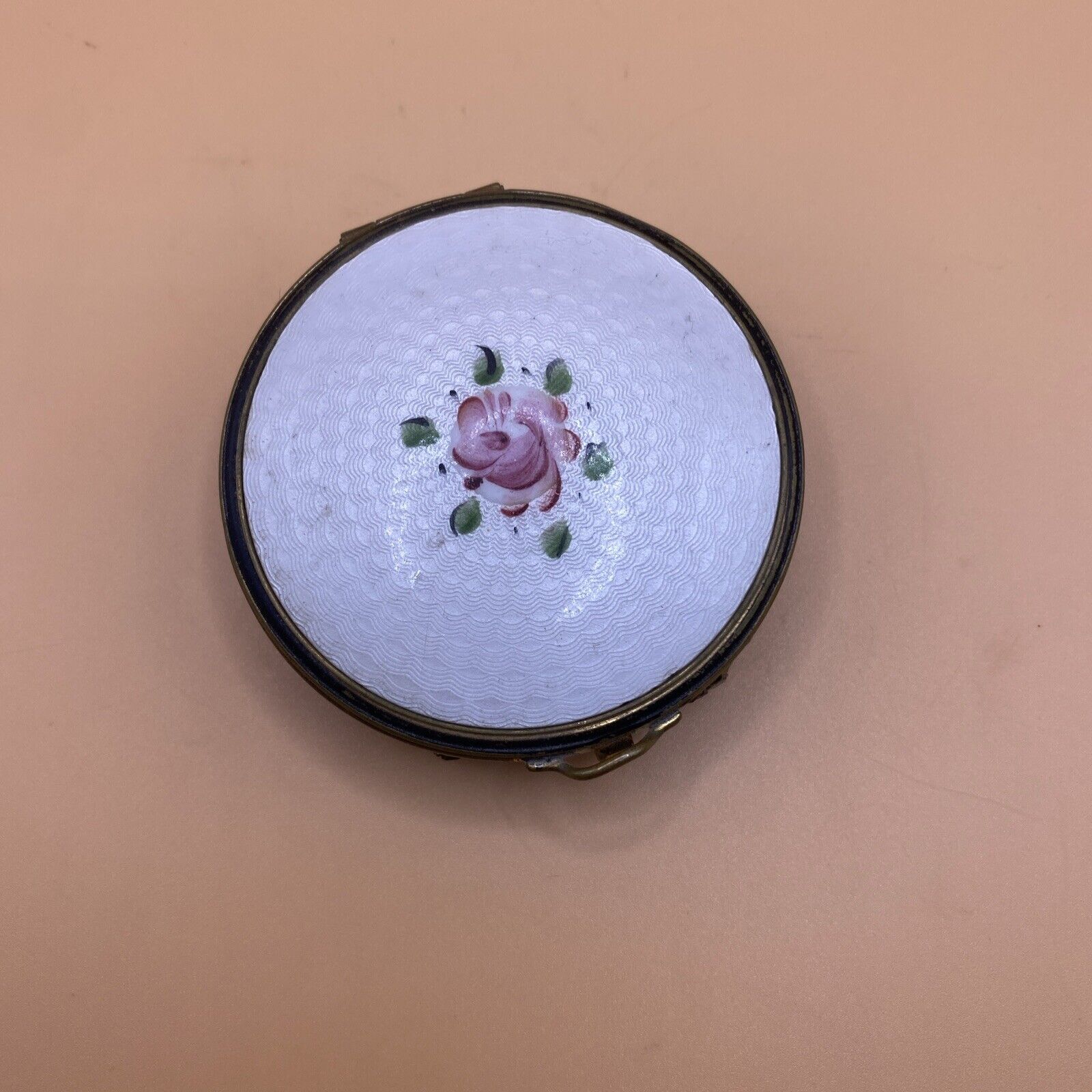 Vintage White Guilloche Enamel Flower Floral Makeup Mirror Compact