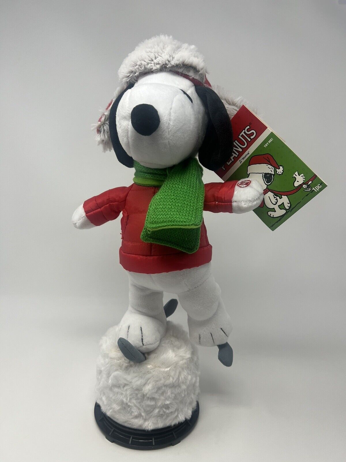 NEW Gemmy 2016 Peanuts Snoopy Animated Plush Ice Skating Spins Musical -NWT