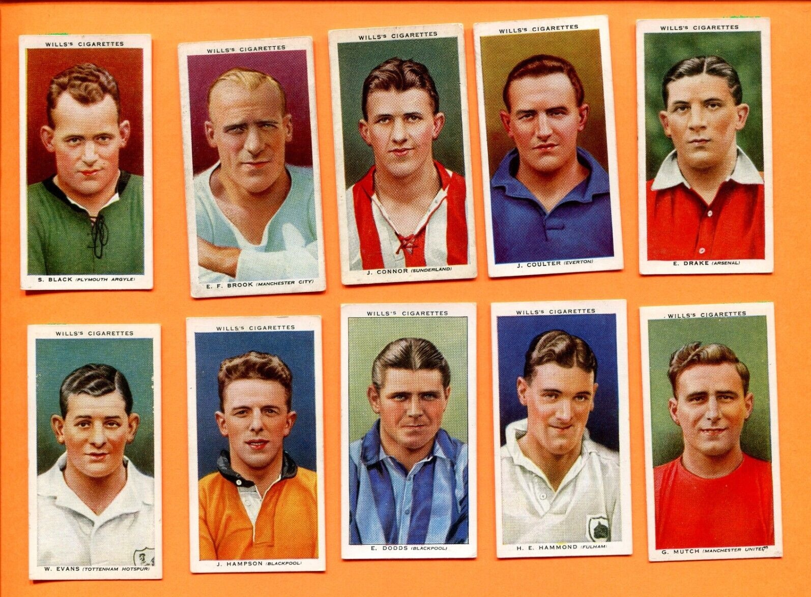 1939 W.D. & H.O. WILLS CIGARETTES ASSOCIATION FOOTBALLERS 10 TOBACCO CARD LOT