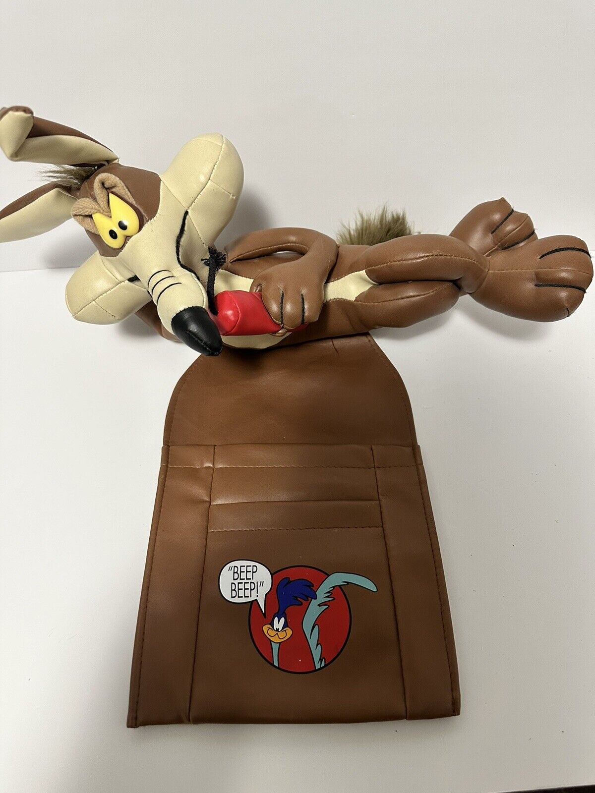 Vintage Wile E. Coyote Roadrunner Looney Tunes Television Remote Control Holder