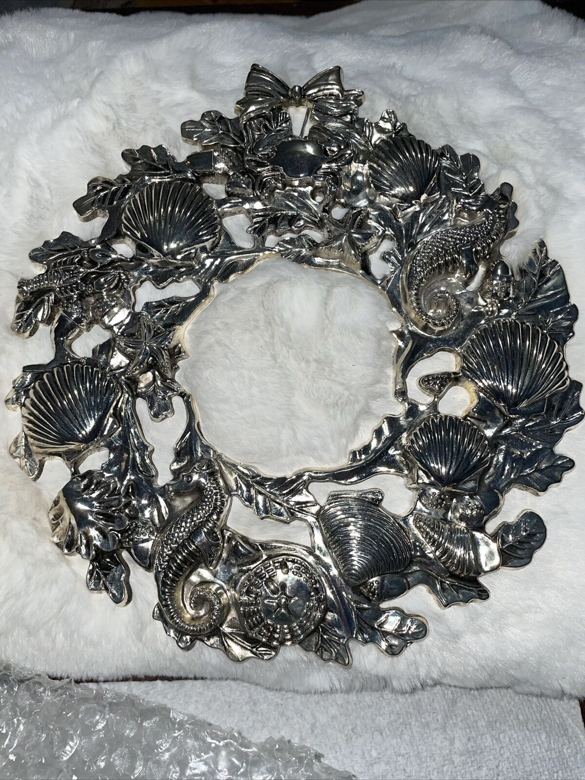 Vintage International Silver ￼Company Wreath New In Box ￼ (Temptation Store)