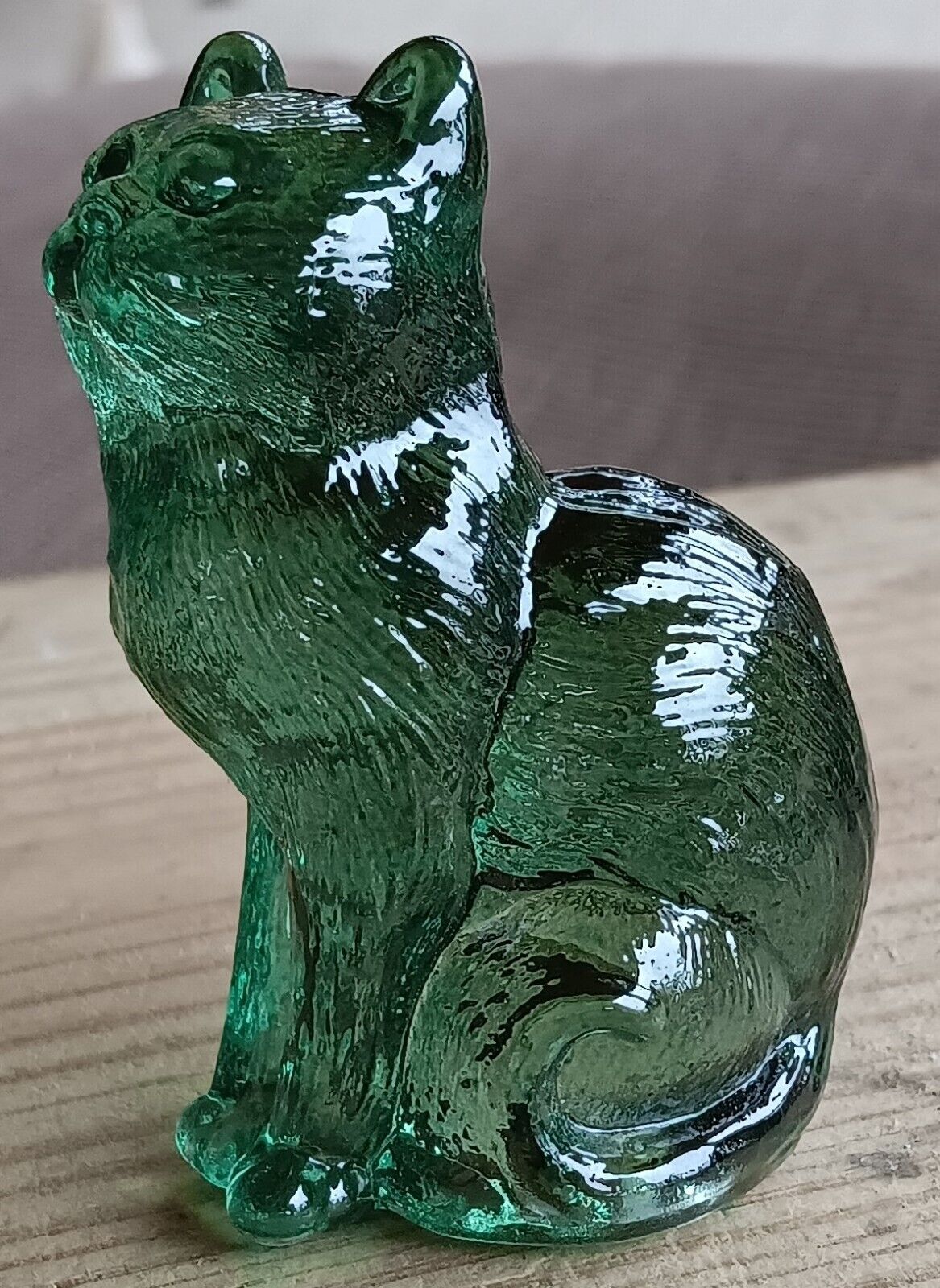 Solid Glass Sitting Kitty Cat Kitten Airbrushed Green - Mosser USA