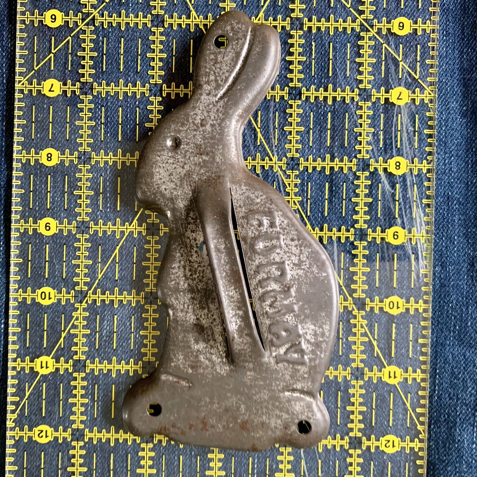 RARE UNIQUE VINTAGE METAL 6 IN. FORMAY EASTER BUNNY RABBIT COOKIE CUTTER