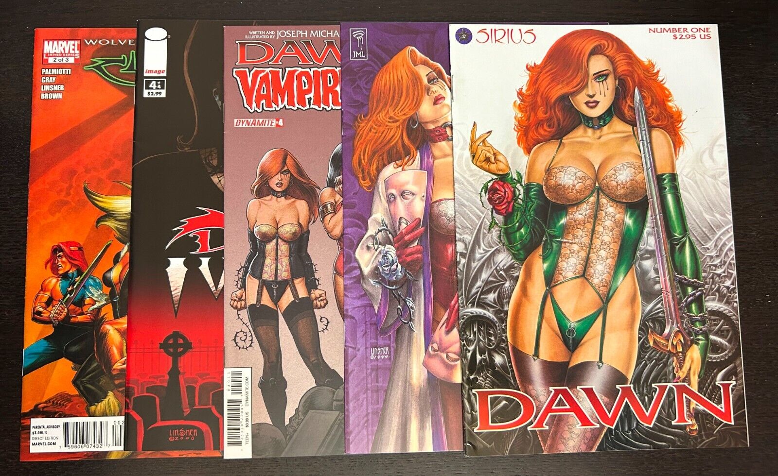 Joseph LINSNER -- Huge Lot of 36 Comic Books -- Dawn / Vampirella ++