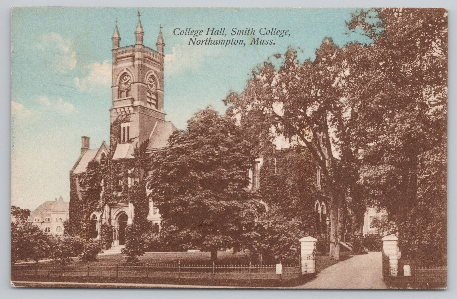 Postcard College Hall, Smith College, Northampton, Massachusetts Vintage PM 1923