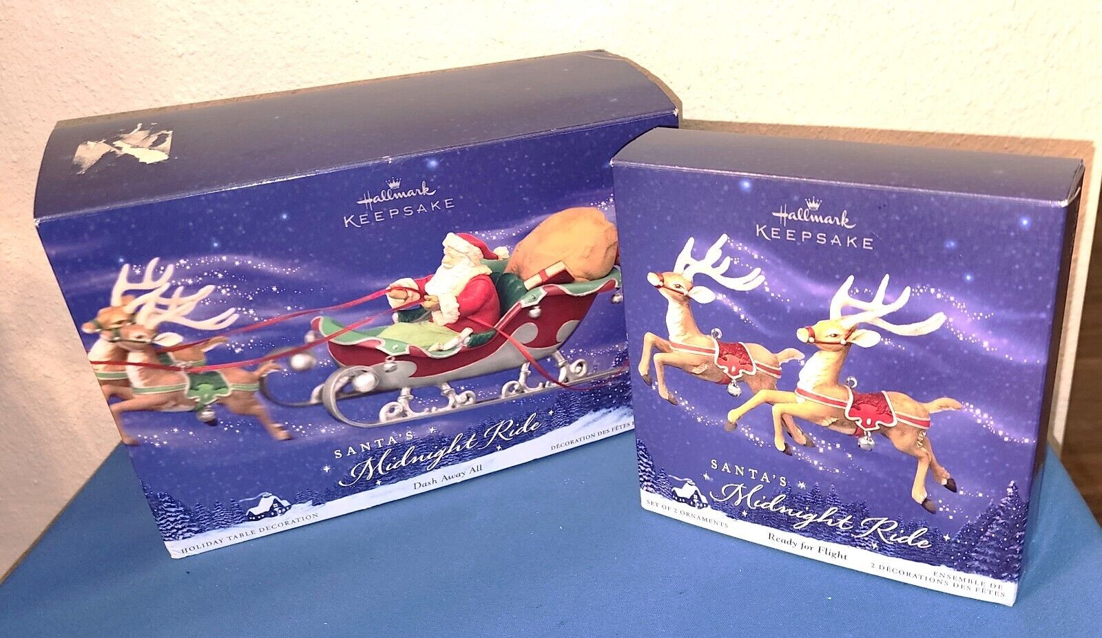 2005 Hallmark Christmas Keepsake Santa’s Midnight Ride Sleigh & 2 Reindeer