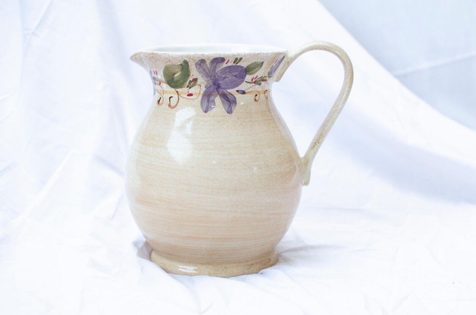 N&D Ceramic Pitcher Purple Flower and Vine