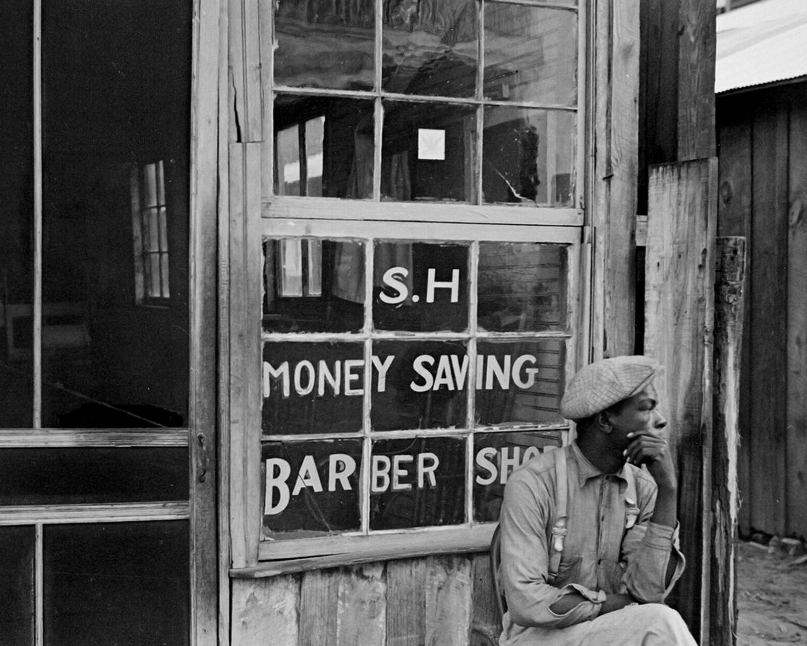 1935 BARBER SHOP Natchez Mississippi Photo  (230-z)