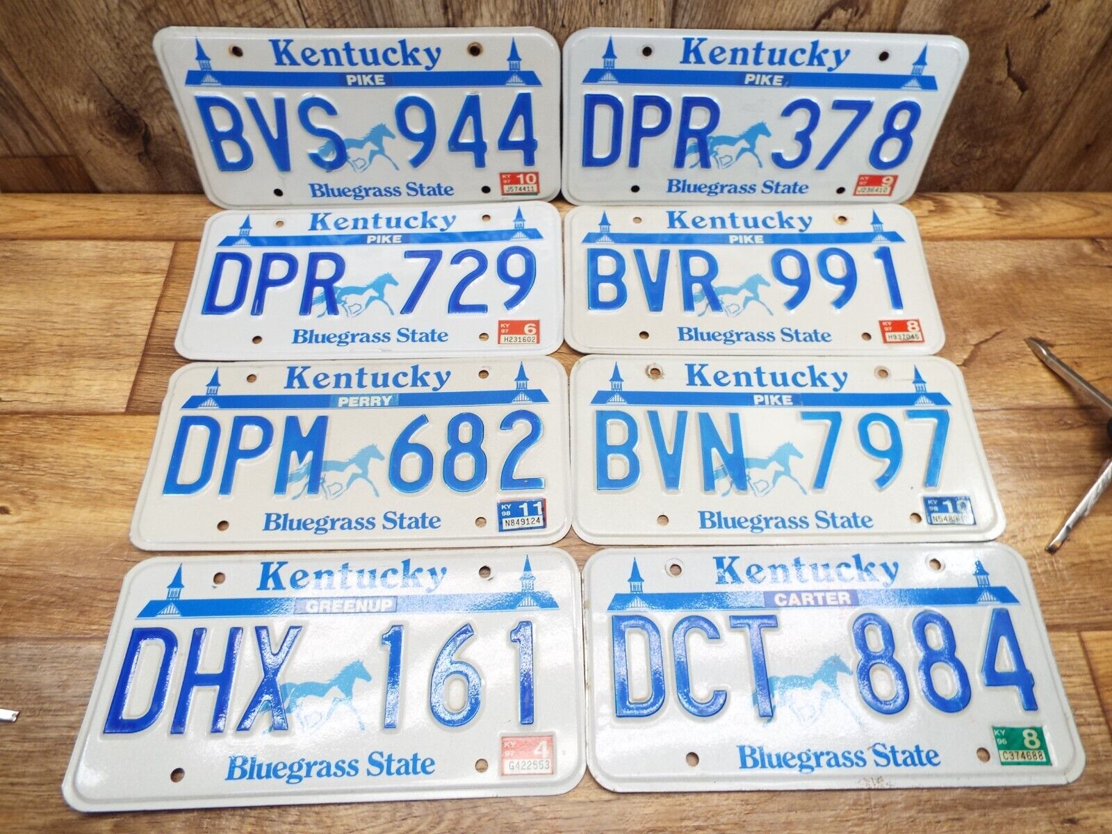 8-VINTAGE Kentucky License plate LOT-HORSE/PONY KENTUCKY DERBY