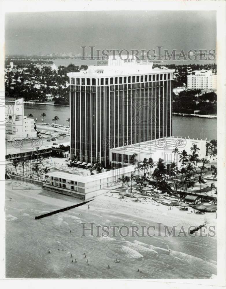 1966 Press Photo Overall view of the Doral Hotel - lra93920