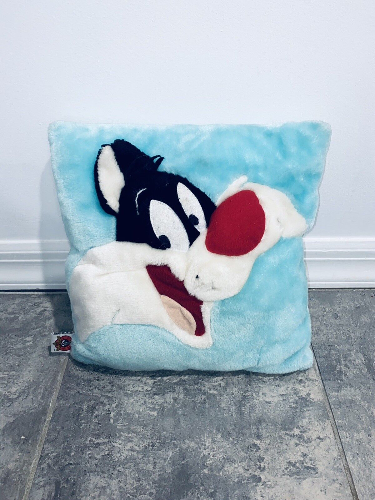 13” Warner Brothers 2000 Pillow Sylvester Throw Pillow Plush Doll Square Vintage