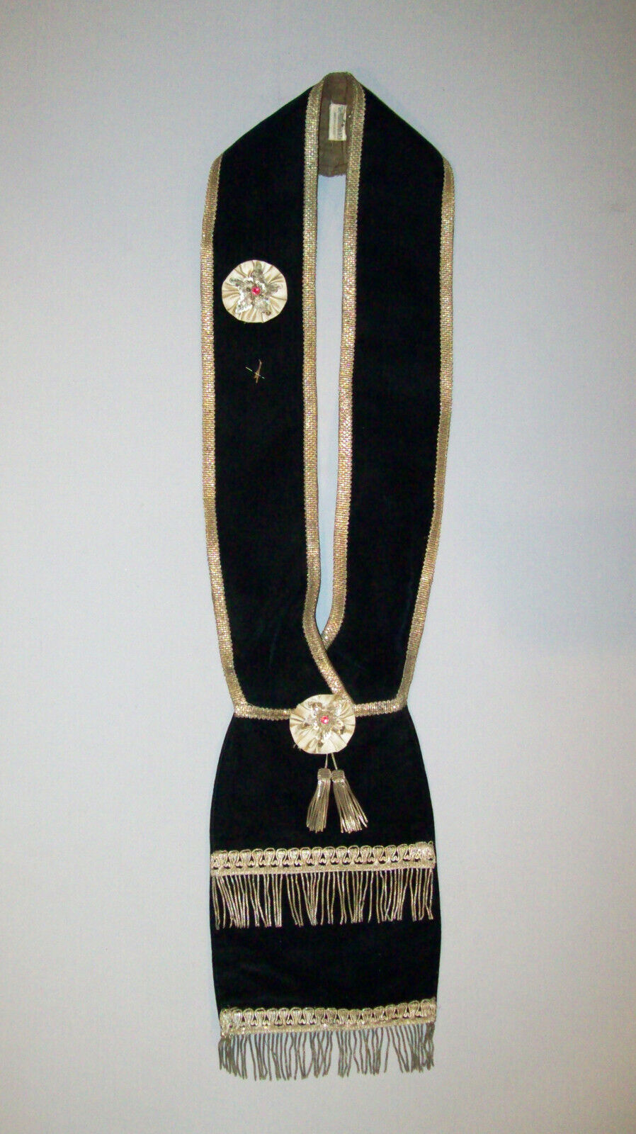 Antique 19th C 1880\'s Odd Fellows Large Black Velvet Fraternal Sash Collar Fring