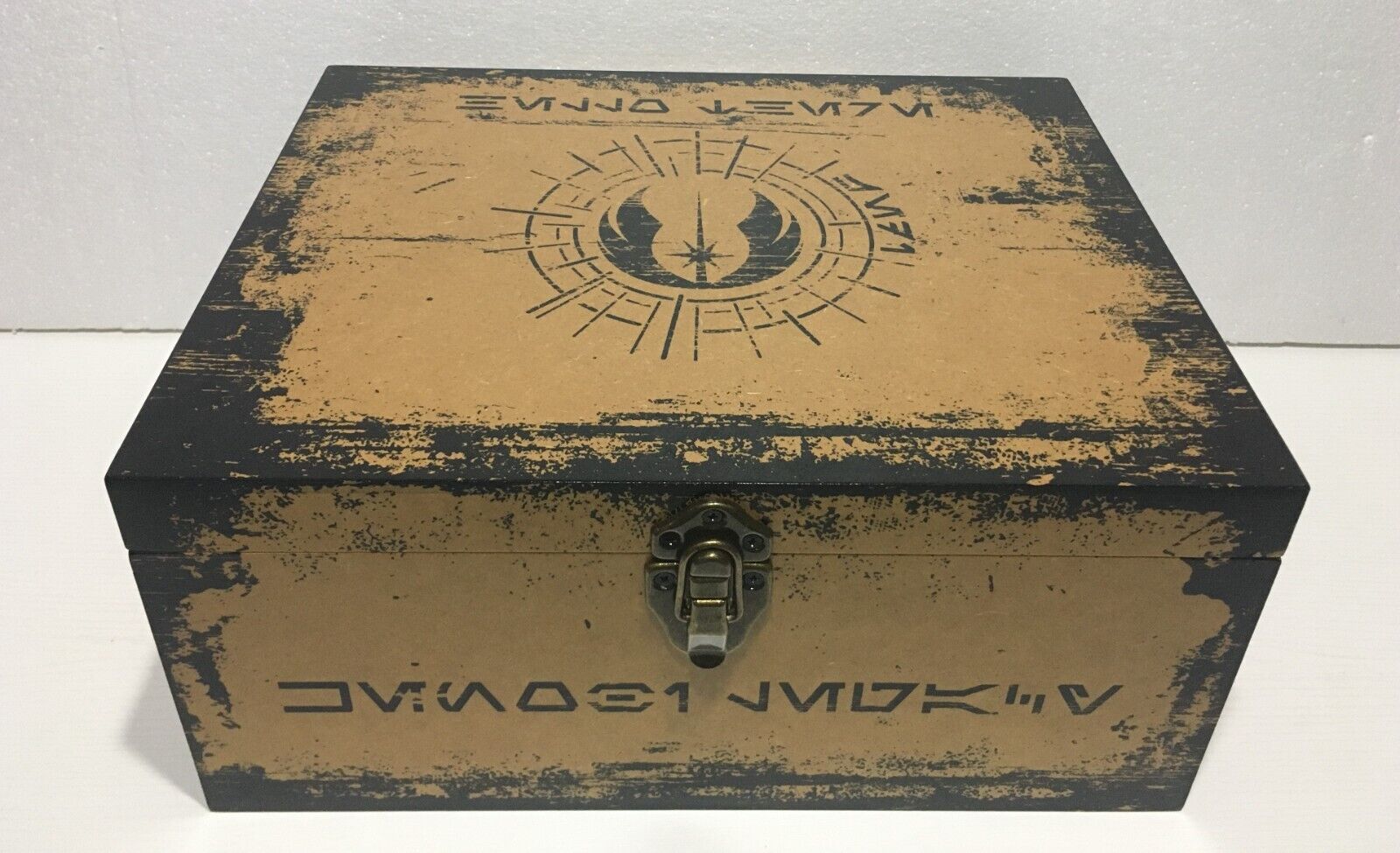 Star Wars D23 2022 Obi-Wan Kenobi Lightsaber Set Limited Edition