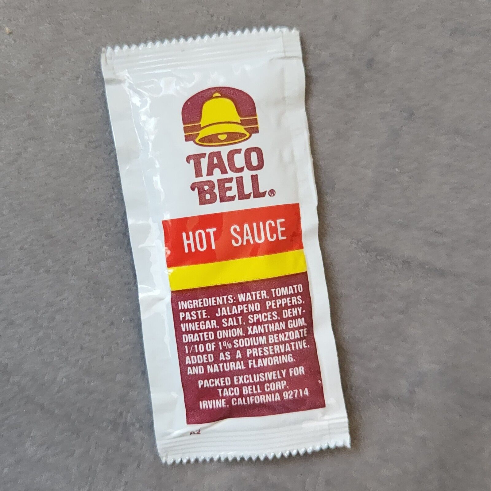 VINTAGE TACO BELL HOT SAUCE PACKET RETRO FAST FOOD QUIERO 1985-1992