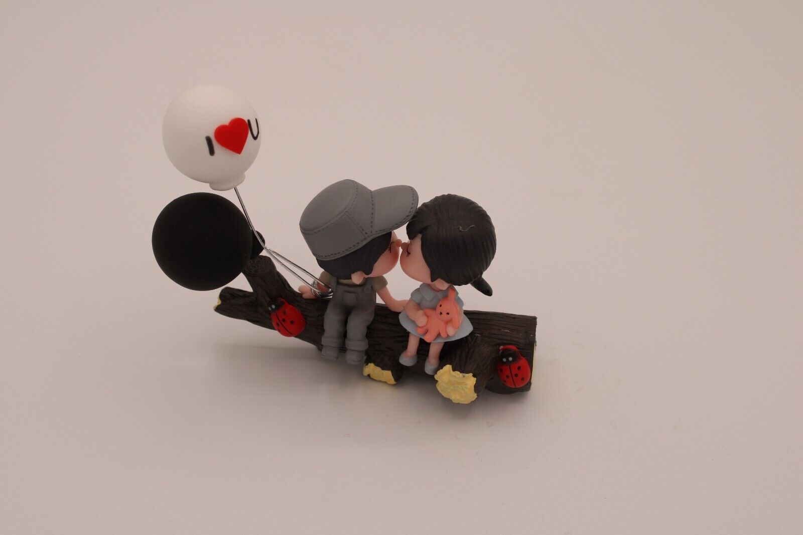 Figurines in Love Miniature Weddings anniversary Couple Figures love craft