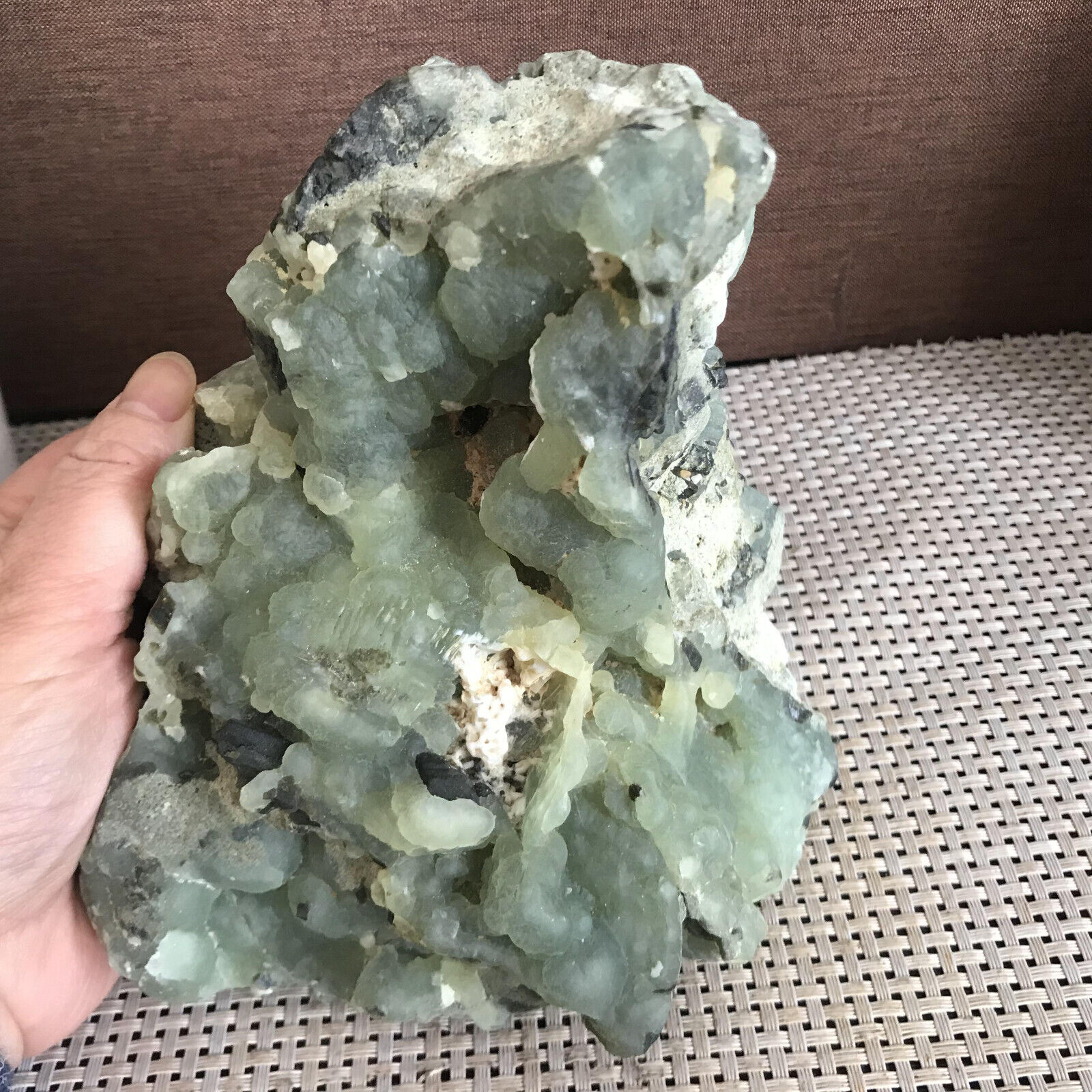 1985g  Natural green chalcedony  agate crystal specimen Indonesia  mt1073