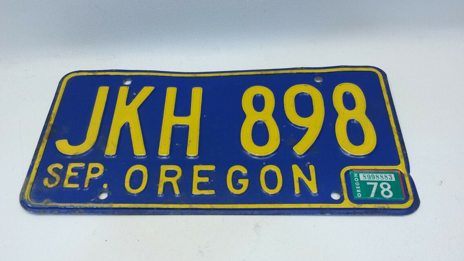 1964-1973 Oregon State vintage license plate JKH 898