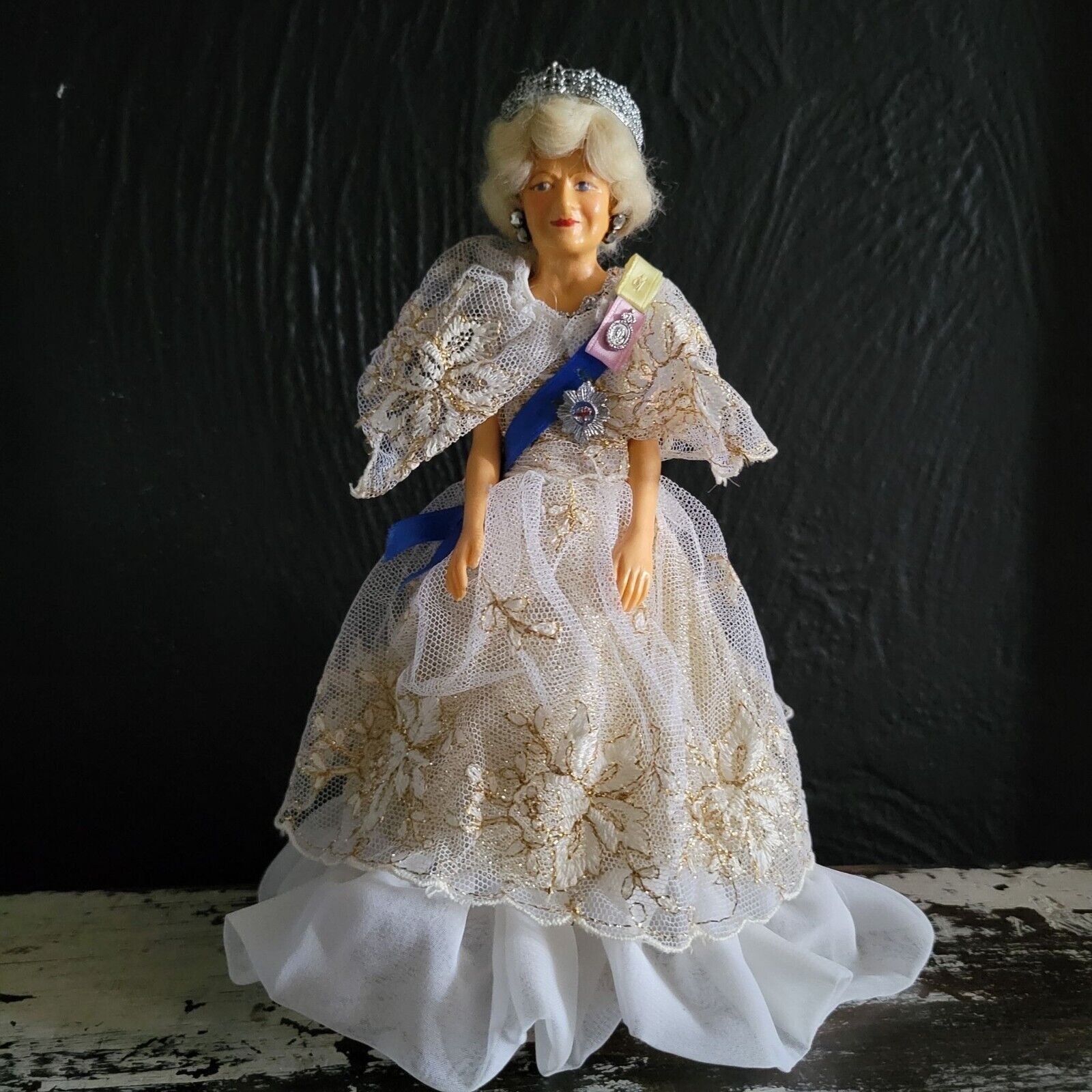 Vtg Peggy Nisbet Queen Elizabeth The Queen Mother In Evening Dress No Box #P425