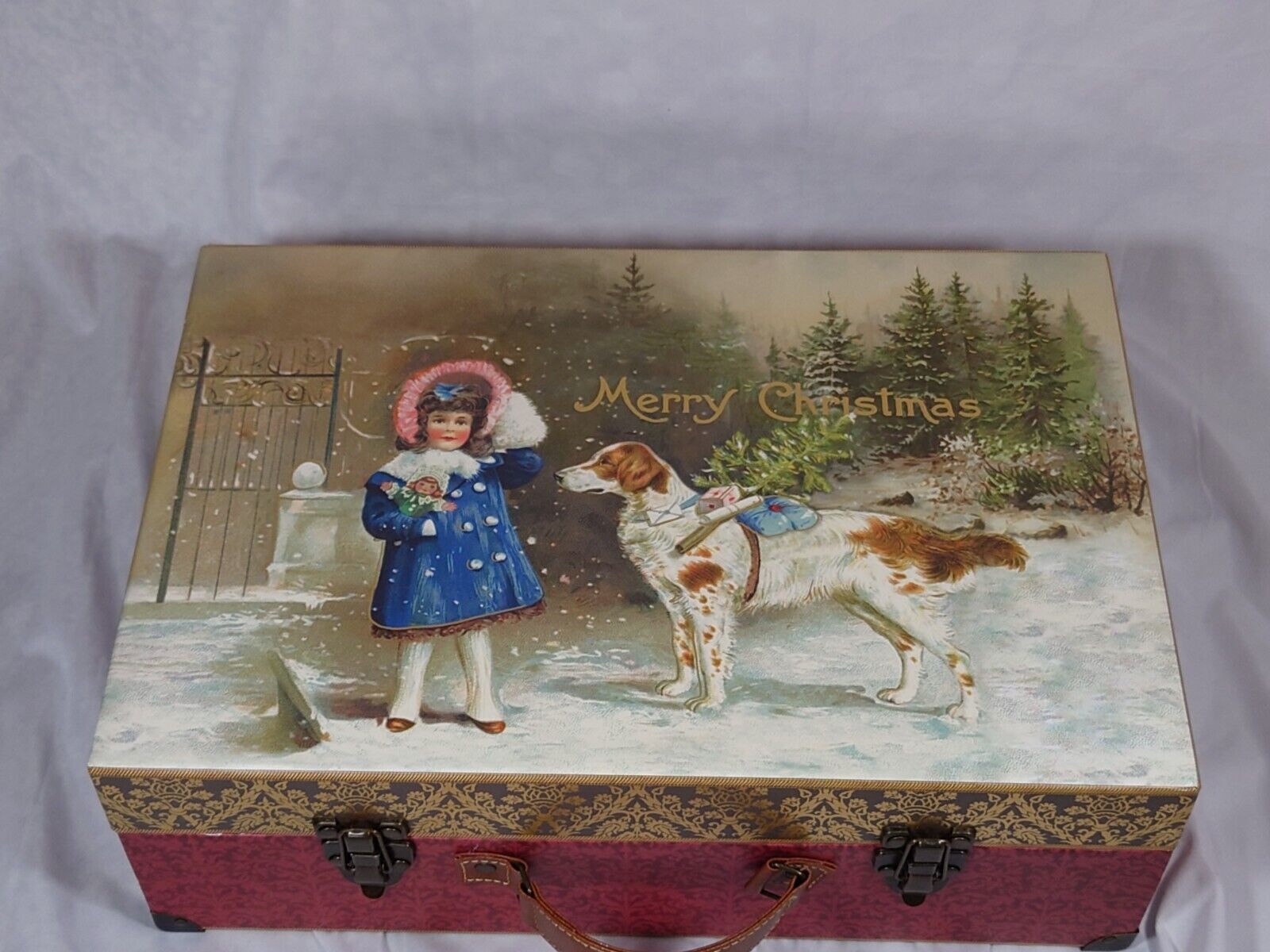 Vintage Christmas Suitcase 90s Scene (Large) Very Good Condition 