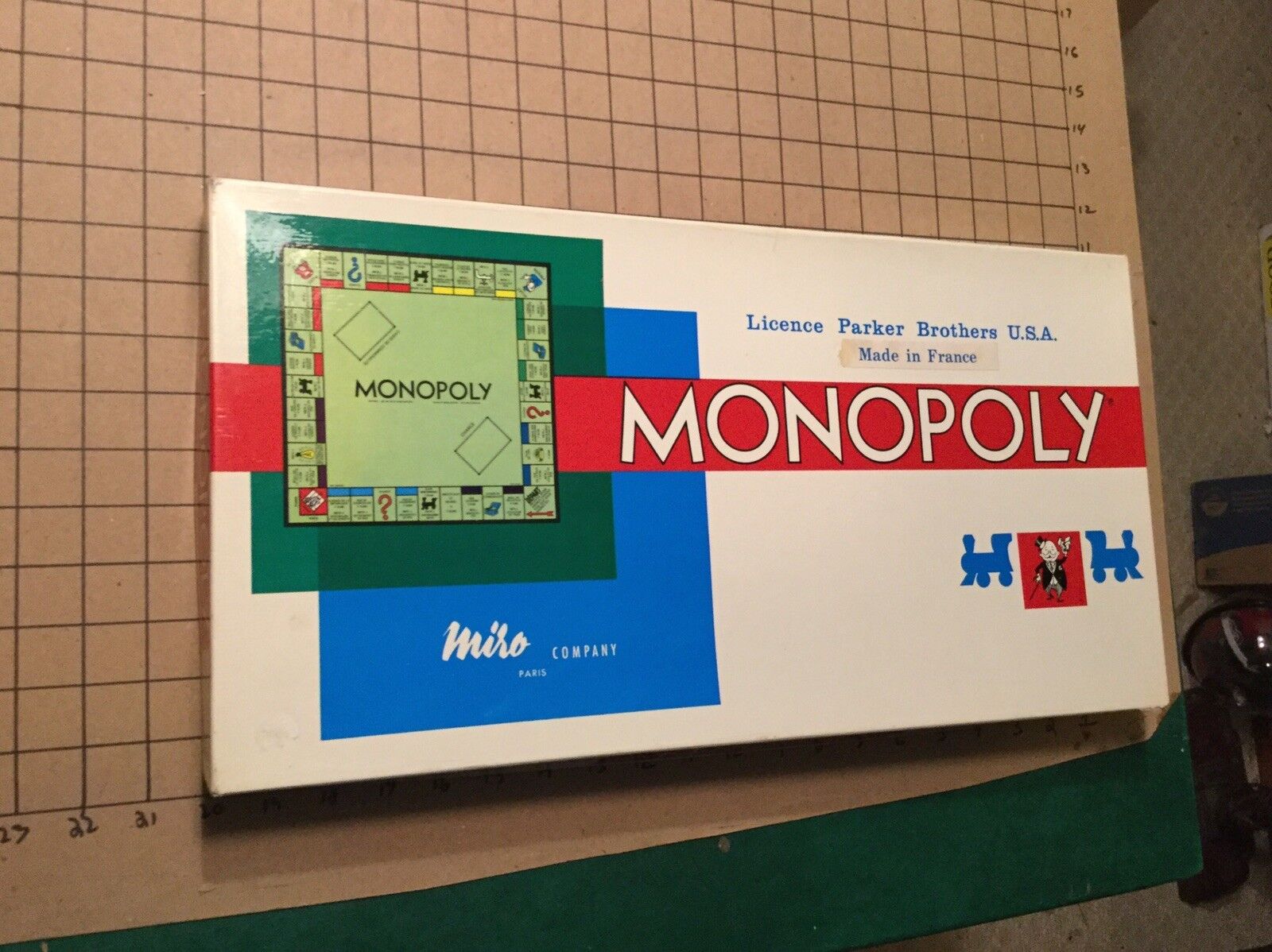original French language Monopoly game - complete