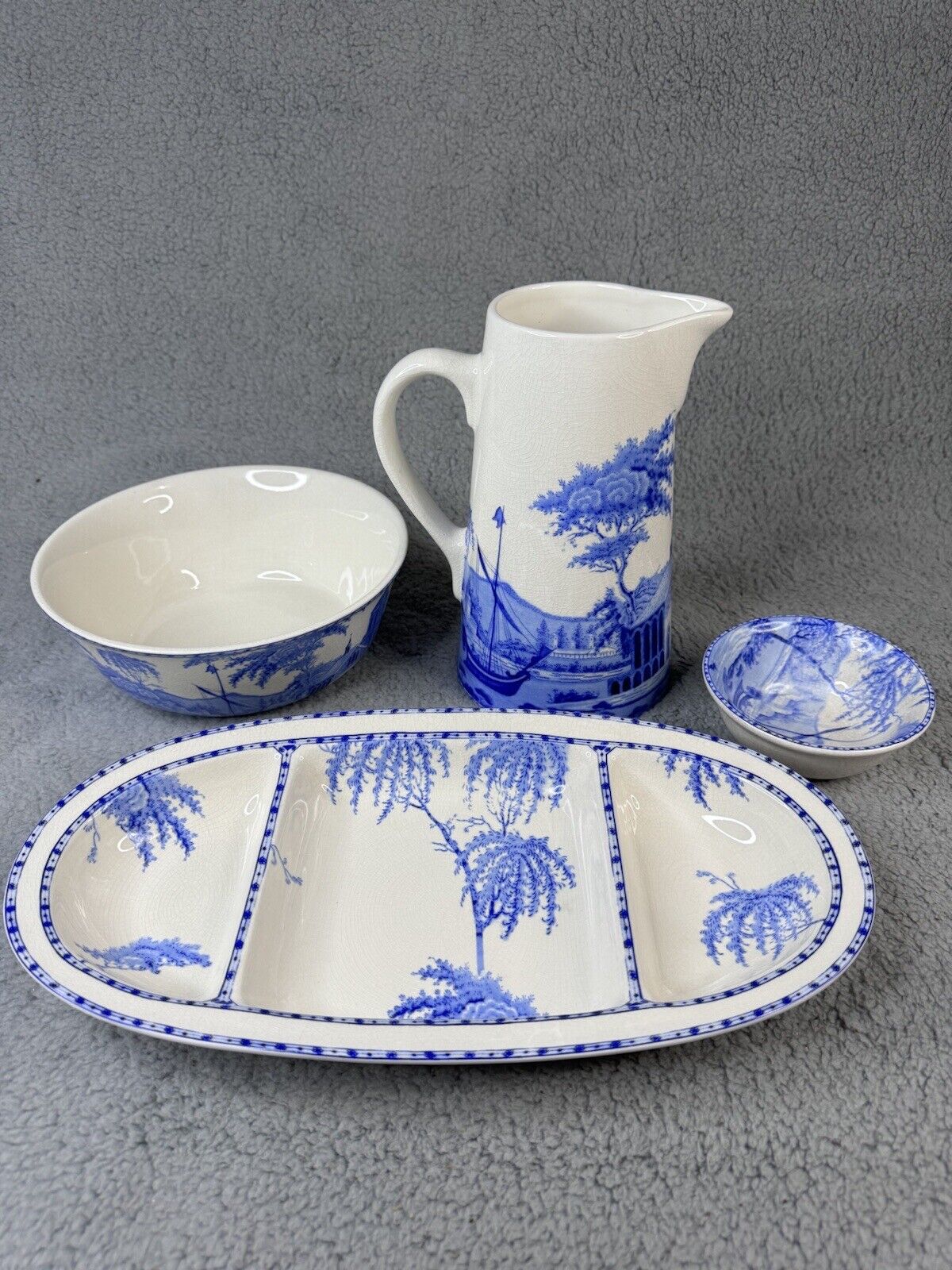 Pottery Barn Blue & White Sophia Willow SET (4) Jug, Bowls, Charcuterie Board