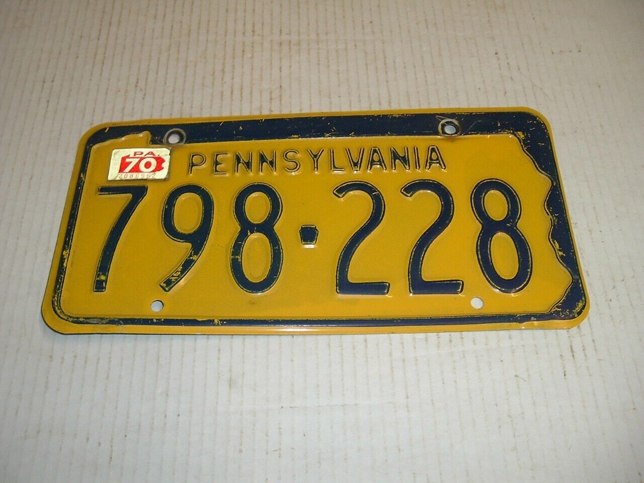 1970 Pennsylvania License Plate 798 228